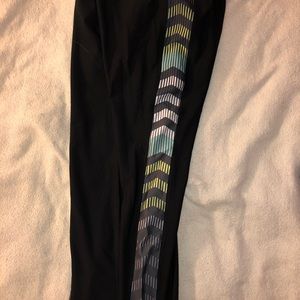 black athletic leggings